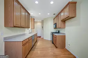 12271 Molly Sue Ln, Fayetteville, GA 30215 - Photo 10