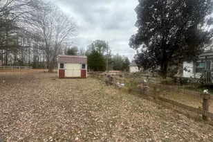 19 Kathryn Way, Commerce, GA 30530 - Photo 2