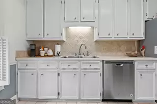 3114 Westgate Dr, Albany, GA 31721 - Photo 8