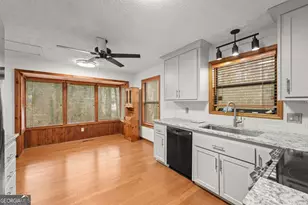 1185 Autumn Ridge Dr, Marietta, GA 30066 - Photo 8