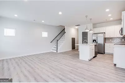 715 W Vincent Drive, Athens, GA 30607 - Photo 2