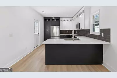 1046 Mayson Turner Road NW, Atlanta, GA 30314 - Photo 16
