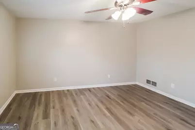 6269 Cathedral Lane, Lithonia, GA 30038 - Photo 8