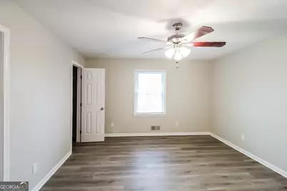 6269 Cathedral Lane, Lithonia, GA 30038 - Photo 6