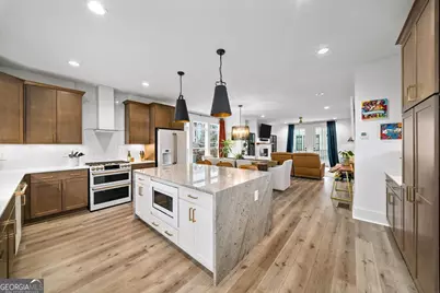 301 Penny Court, Sandy Springs, GA 30328 - Photo 8