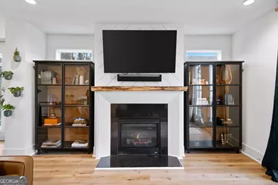 301 Penny Court, Sandy Springs, GA 30328 - Photo 4