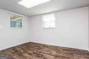 537 Plainville Dr, Atlanta, GA 30331 - Photo 10