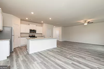 403 Sand Dune Way, Conyers, GA 30013 - Photo 4