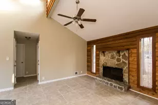 3479 Valley Oaks Rd, Lithonia, GA 30038 - Photo 4