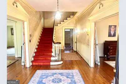 550 S Hill St, Griffin, GA 30224 - Photo 6