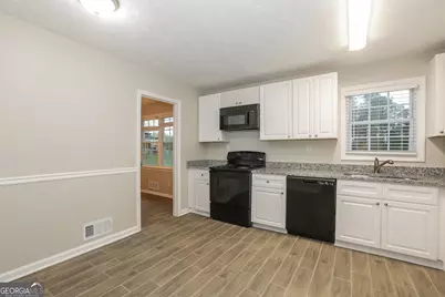 3037 Kathy Lane NW, Conyers, GA 30012 - Photo 6