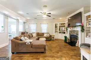 3800 Sherwood Dr, Valdosta, GA 31606 - Photo 6