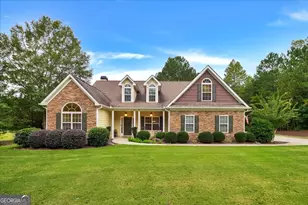 211 Willow Bend Way, Senoia, GA 30276 - Photo 2