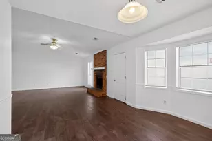 6388 Eastbriar Dr, Lithonia, GA 30058 - Photo 6