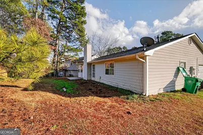 6388 Eastbriar Drive, Lithonia, GA 30058 - Photo 4