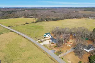 1591 Liberty Hill Rd, Hartwell, GA 30643 - Photo 6