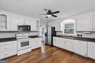 208 Belair Dr, Statesboro, GA 30461 - Photo 6