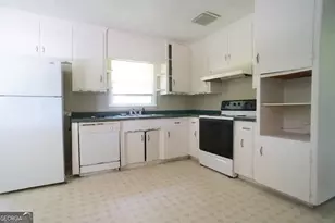 435 Barnett Shoals Rd, Athens, GA 30605 - Photo 6