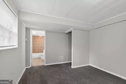 5700 Deerfield Trail, Atlanta, GA 30349 - Photo 8