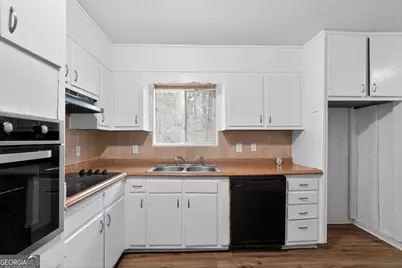 5700 Deerfield Trail, Atlanta, GA 30349 - Photo 22