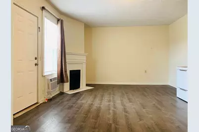 504 Broad Street #APT 5, Lagrange, GA 30240 - Photo 4