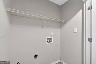 716 Shore Ln, Lithonia, GA 30058 - Photo 34