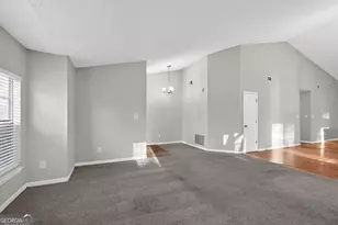 716 Shore Ln, Lithonia, GA 30058 - Photo 14