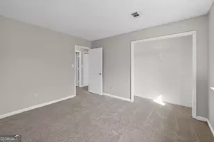 1142 Chapman Cir, Stone Mountain, GA 30088 - Photo 14