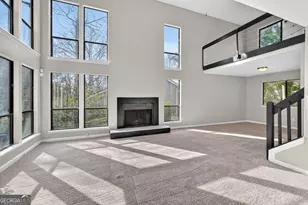 1142 Chapman Cir, Stone Mountain, GA 30088 - Photo 8