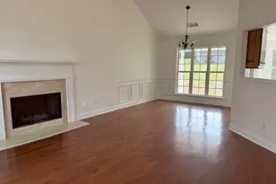 325 Chandler Ct, Alto, GA 30510 - Photo 2