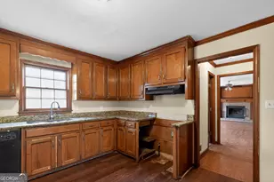 4228 Kings Troop Rd, Stone Mountain, GA 30083 - Photo 18