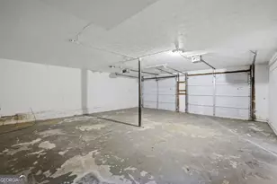 5447 Pepperwood Ct, Stone Mountain, GA 30087 - Photo 4