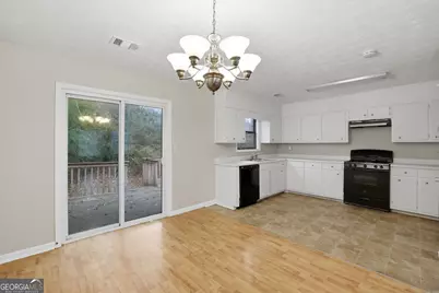 5447 Pepperwood Court, Stone Mountain, GA 30087 - Photo 16