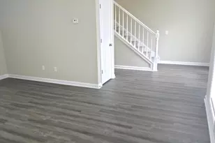 946 Century Oak Dr, Winder, GA 30680 - Photo 2