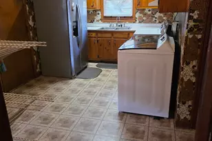 1100 N Parkwood Dr, Forest Park, GA 30297 - Photo 6