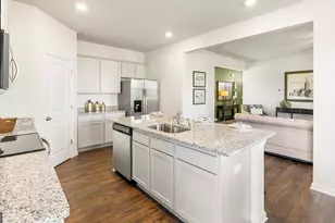 169 Lauritsen Way, Newnan, GA 30265 - Photo 6