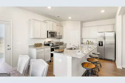 169 Lauritsen Way, Newnan, GA 30265 - Photo 4