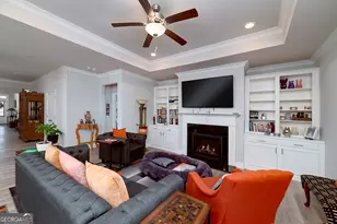 455 Timberbrook Dr, Sharpsburg, GA 30277 - Photo 8