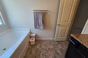 1673 Wilson Manor Circle, Lawrenceville, GA 30045 - Photo 10