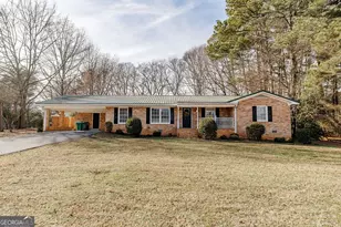 73 Woodale St, Hull, GA 30646 - Photo 2