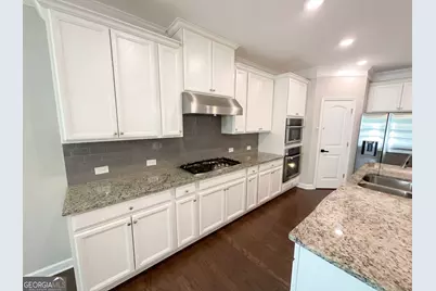 73 Hedges Street SE, Marietta, GA 30008 - Photo 2