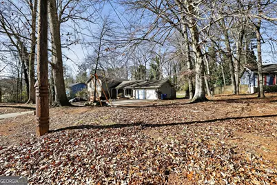 551 Hickory Hills Court, Stone Mountain, GA 30083 - Photo 2