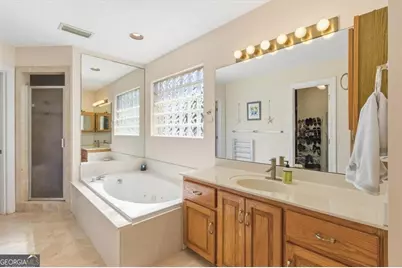 2127 Charing, Brunswick, GA 31525 - Photo 34