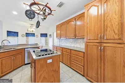 2127 Charing, Brunswick, GA 31525 - Photo 10