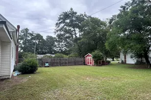 8 Laurel St, Butler, GA 31006 - Photo 24