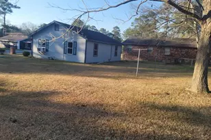720 9th St NW, Moultrie, GA 31768 - Photo 2