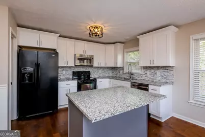 3170 Lakecrest Drive, Dacula, GA 30019 - Photo 4