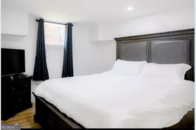 280 W Lake Drive NW, Atlanta, GA 30314 - Photo 34