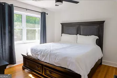 280 W Lake Drive NW, Atlanta, GA 30314 - Photo 30