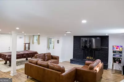 280 W Lake Drive NW, Atlanta, GA 30314 - Photo 22